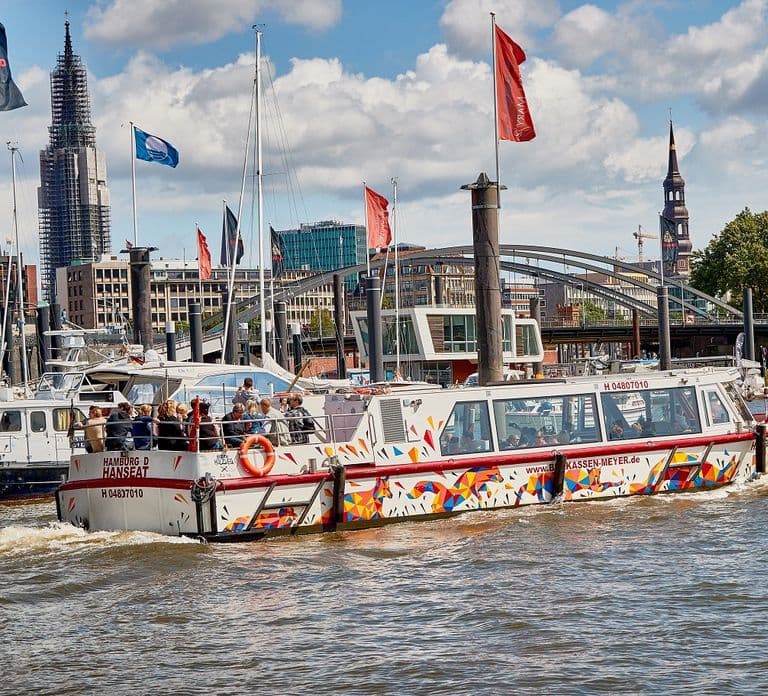 Hamburg: 1-Hour Harbor Cruise