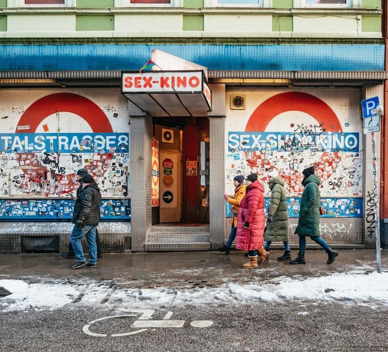 Hamburg: Insider Tour of the Reeperbahn & St. Pauli